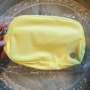 Lululemon Everywhere Belt Bag Sunray Yellow